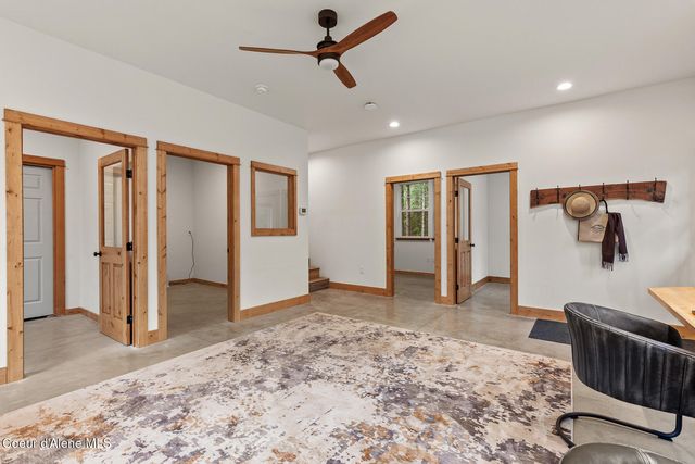 672 Hopkins RD, Sandpoint, ID 83864