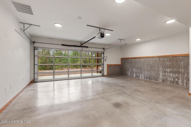 672 Hopkins RD, Sandpoint, ID 83864