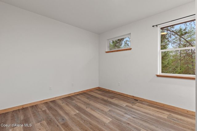 672 Hopkins RD, Sandpoint, ID 83864