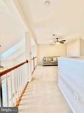 13960 GREENDALE DR, Woodbridge, VA 22191