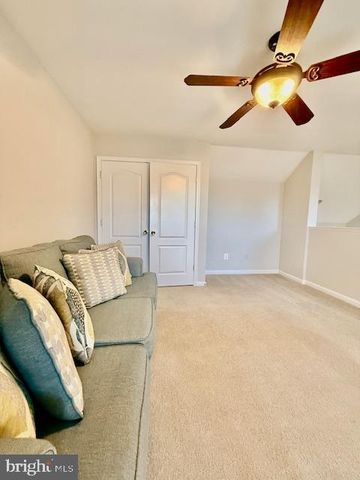 13960 GREENDALE DR, Woodbridge, VA 22191