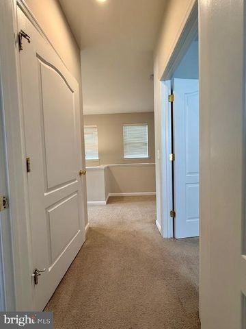 13960 GREENDALE DR, Woodbridge, VA 22191