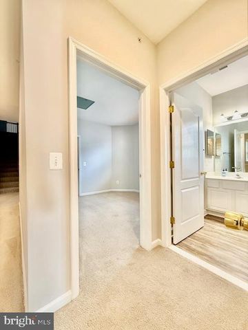 13960 GREENDALE DR, Woodbridge, VA 22191