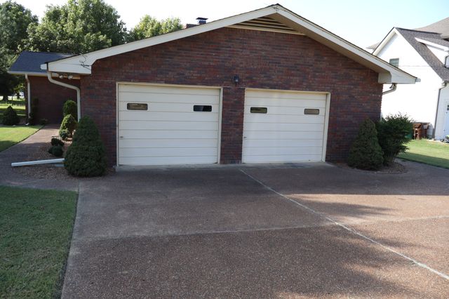 2409 Dabbs Ave, Old Hickory, TN 37138