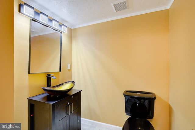 11611 WHITTIER RD, Bowie, MD 20721