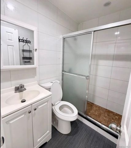 126-04 9ave, College Point, NY 11356