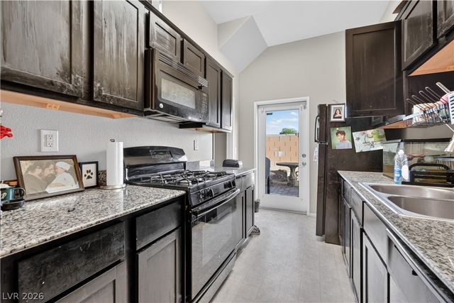4107 Walnut Star Lane, Las Vegas, NV 89115