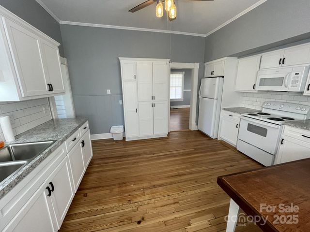 915 Spruce Street, Albemarle, NC 28001