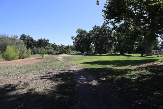 9360 N 9360 N Blackstone Ave # 201, Fresno, CA 93720