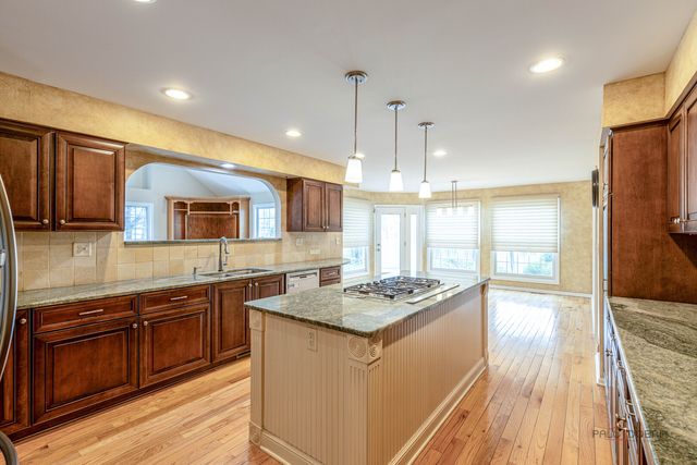 383 Barn Swallow Lane, Vernon Hills, IL 60061