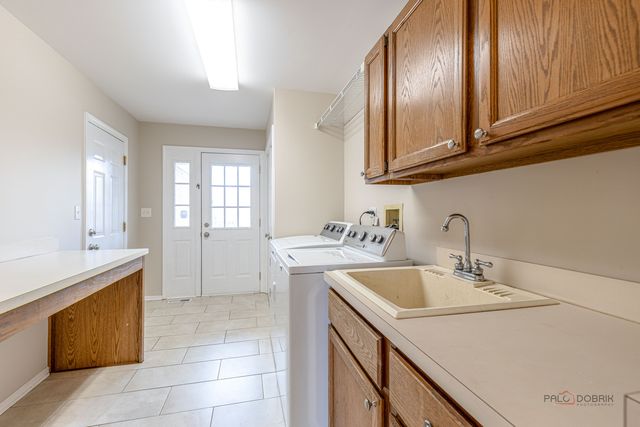 383 Barn Swallow Lane, Vernon Hills, IL 60061