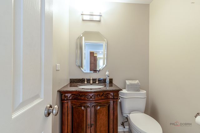 383 Barn Swallow Lane, Vernon Hills, IL 60061