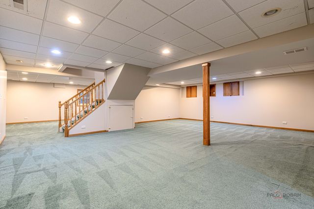 383 Barn Swallow Lane, Vernon Hills, IL 60061