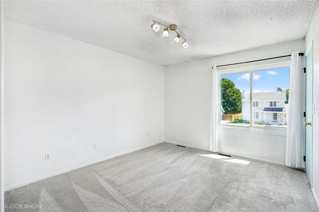 1607 Parkhill Drive, Norwalk, IA 50211