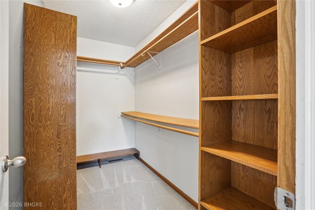 1607 Parkhill Drive, Norwalk, IA 50211