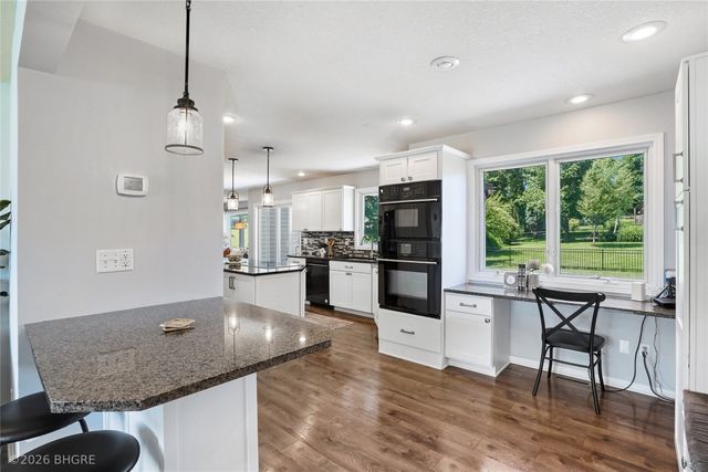 1607 Parkhill Drive, Norwalk, IA 50211