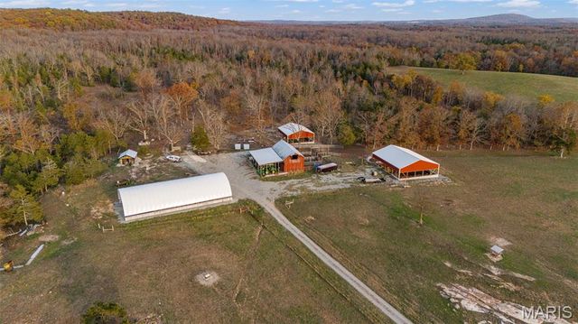 2168 Pendleton Road, Farmington, MO 63640