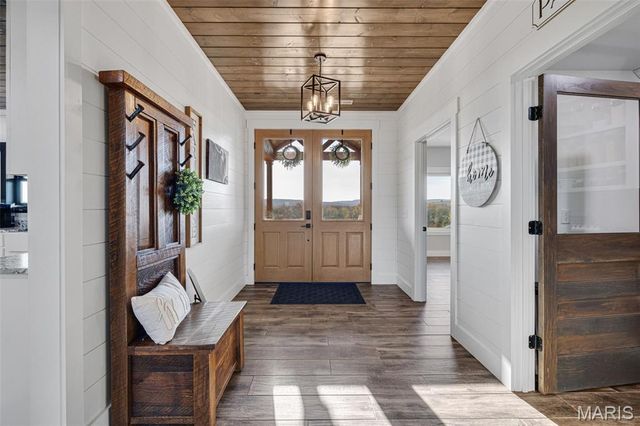 2168 Pendleton Road, Farmington, MO 63640