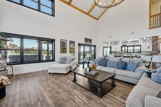 2168 Pendleton Road, Farmington, MO 63640