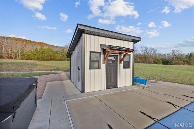 2168 Pendleton Road, Farmington, MO 63640