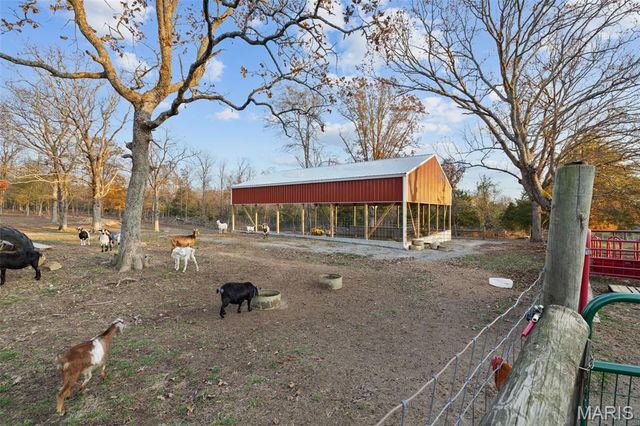 2168 Pendleton Road, Farmington, MO 63640