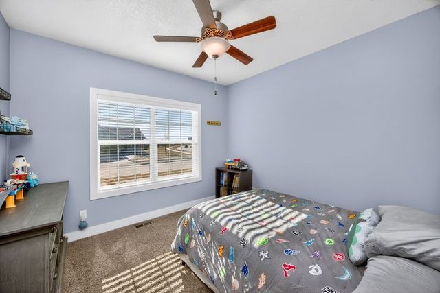 555 NE Meridian Drive, Waukee, IA 50263