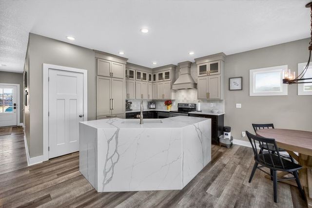 555 NE Meridian Drive, Waukee, IA 50263