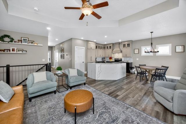 555 NE Meridian Drive, Waukee, IA 50263