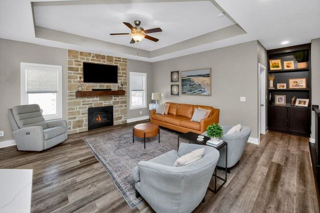 555 NE Meridian Drive, Waukee, IA 50263