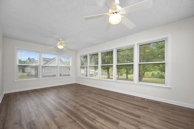 1618 Windy Meadow Dr, Christiana, TN 37037