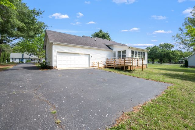 1618 Windy Meadow Dr, Christiana, TN 37037