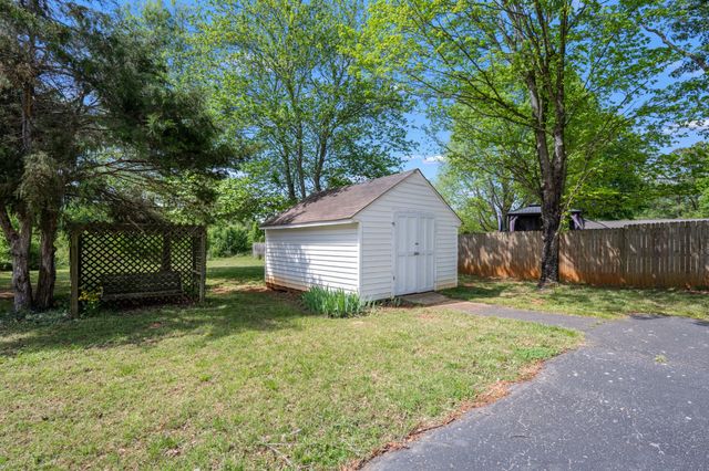1618 Windy Meadow Dr, Christiana, TN 37037