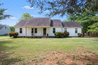 1618 Windy Meadow Dr, Christiana, TN 37037
