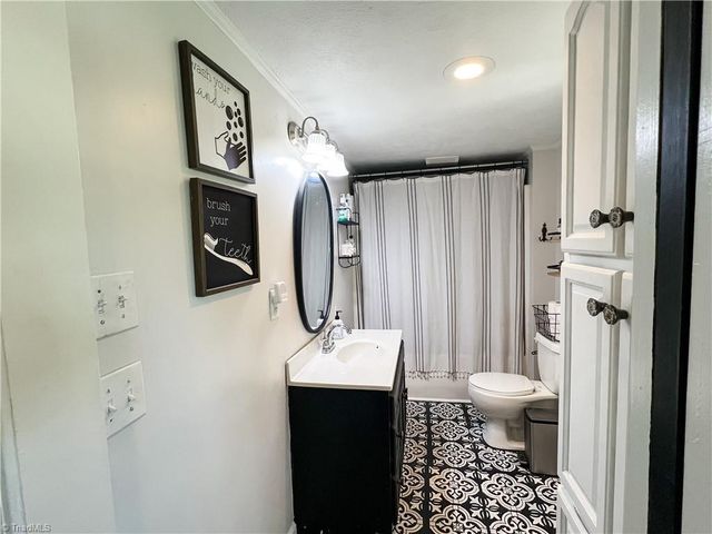 641 Sunset Drive, Mount Airy, NC 27030