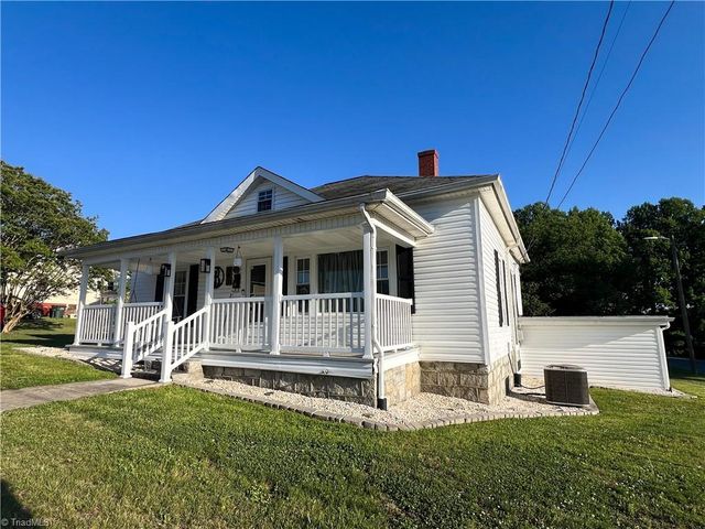 641 Sunset Drive, Mount Airy, NC 27030