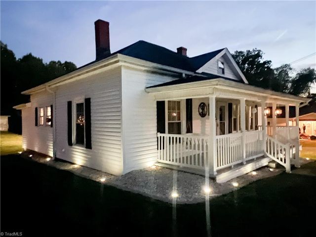 641 Sunset Drive, Mount Airy, NC 27030