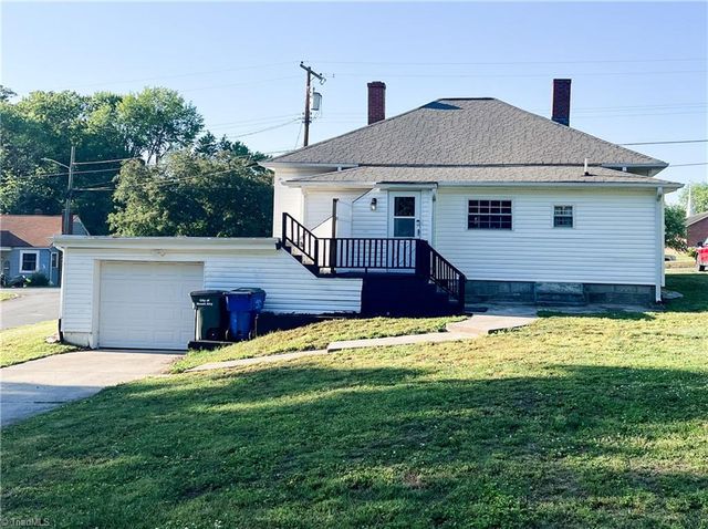 641 Sunset Drive, Mount Airy, NC 27030