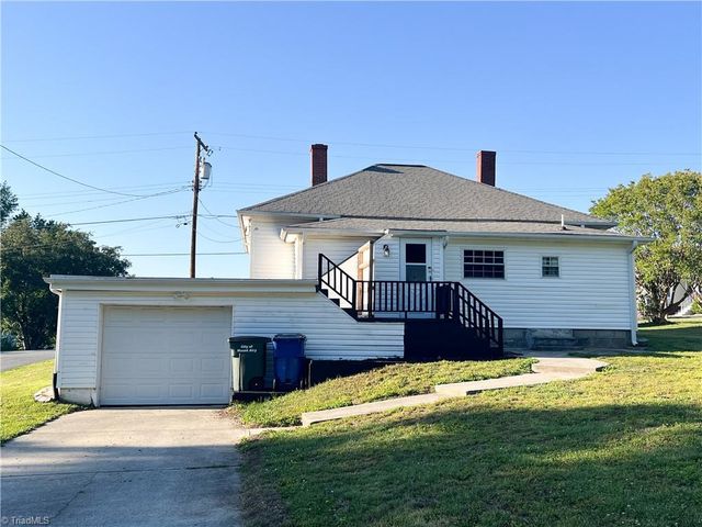 641 Sunset Drive, Mount Airy, NC 27030