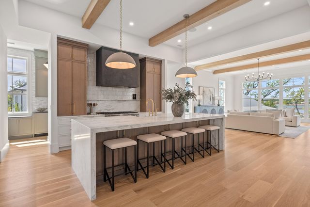 925 Fish Camp Road, Charleston, SC 29492