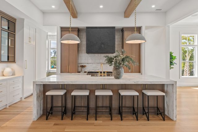 925 Fish Camp Road, Charleston, SC 29492