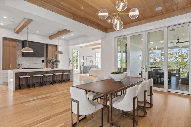 925 Fish Camp Road, Charleston, SC 29492