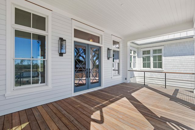 925 Fish Camp Road, Charleston, SC 29492