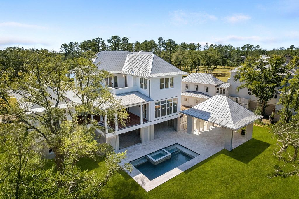 925 Fish Camp Road, Charleston, SC 29492