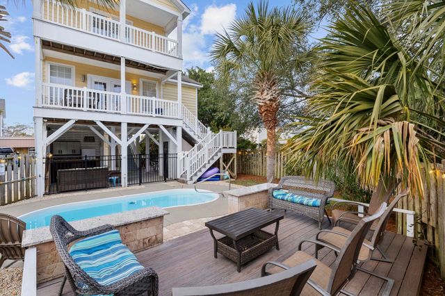 122 Rainbow Dr., Murrells Inlet, SC 29576