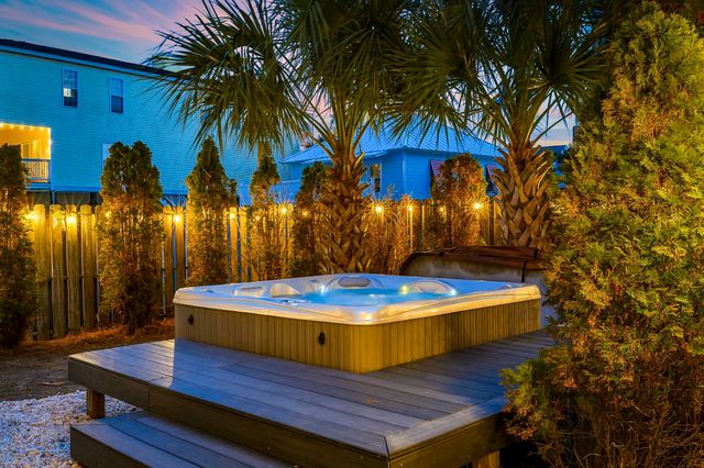 122 Rainbow Dr., Murrells Inlet, SC 29576