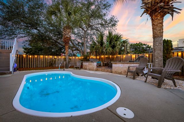 122 Rainbow Dr., Murrells Inlet, SC 29576