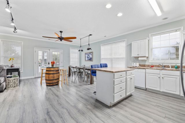 122 Rainbow Dr., Murrells Inlet, SC 29576