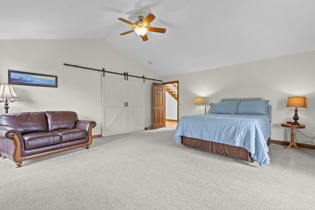 3022 FAIRWINDS DRIVE, Neenah, WI 54956
