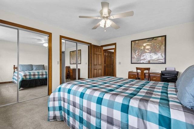 3022 FAIRWINDS DRIVE, Neenah, WI 54956