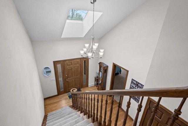 3022 FAIRWINDS DRIVE, Neenah, WI 54956